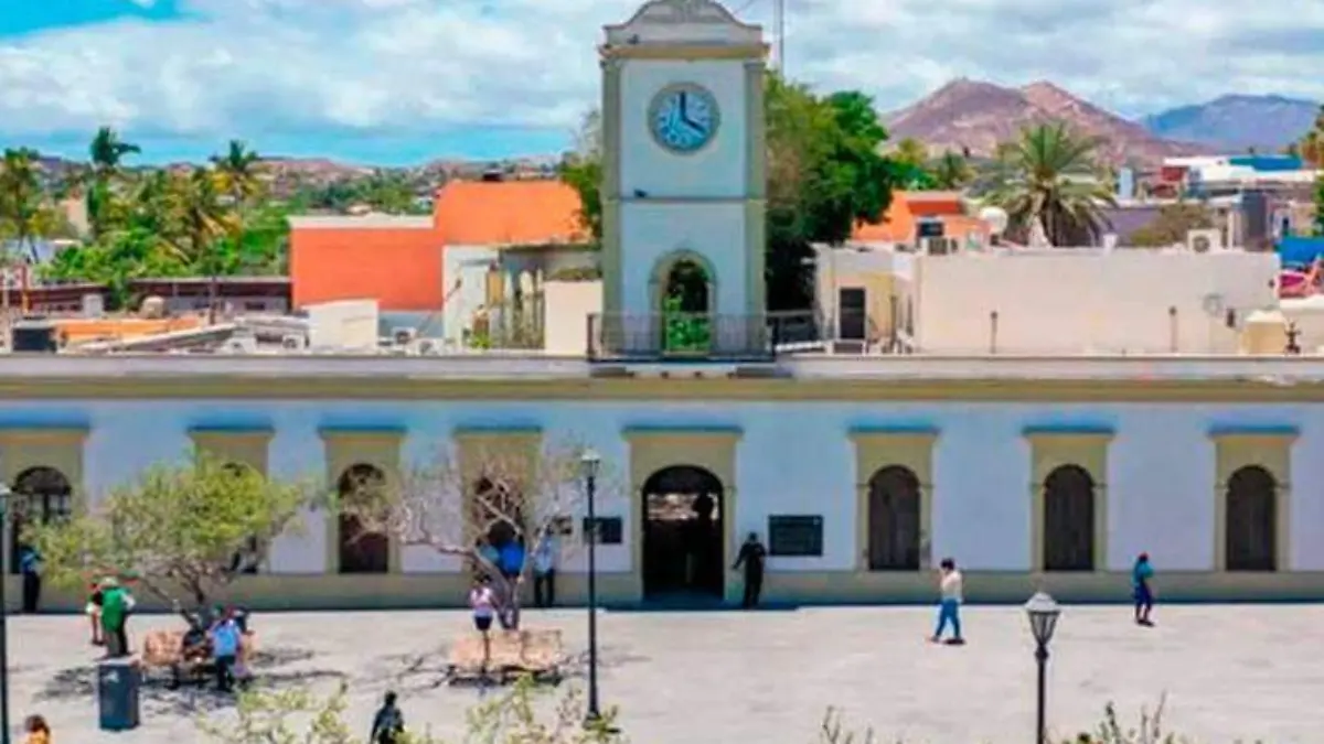 Ayuntamiento conmemoran Dia Internacional de la Mujer